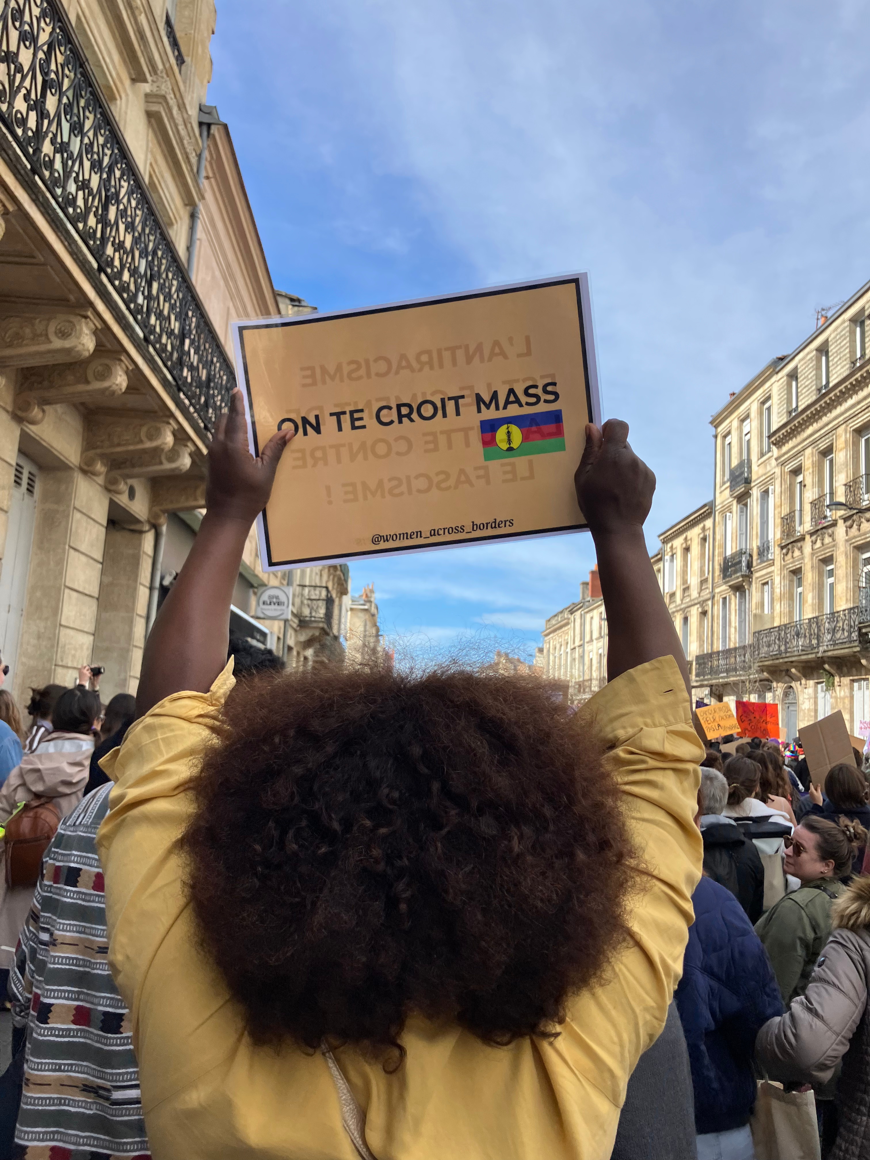 Manifestation du 8 mars pour les droits des femmes - Marche solidaire dans Bordeaux