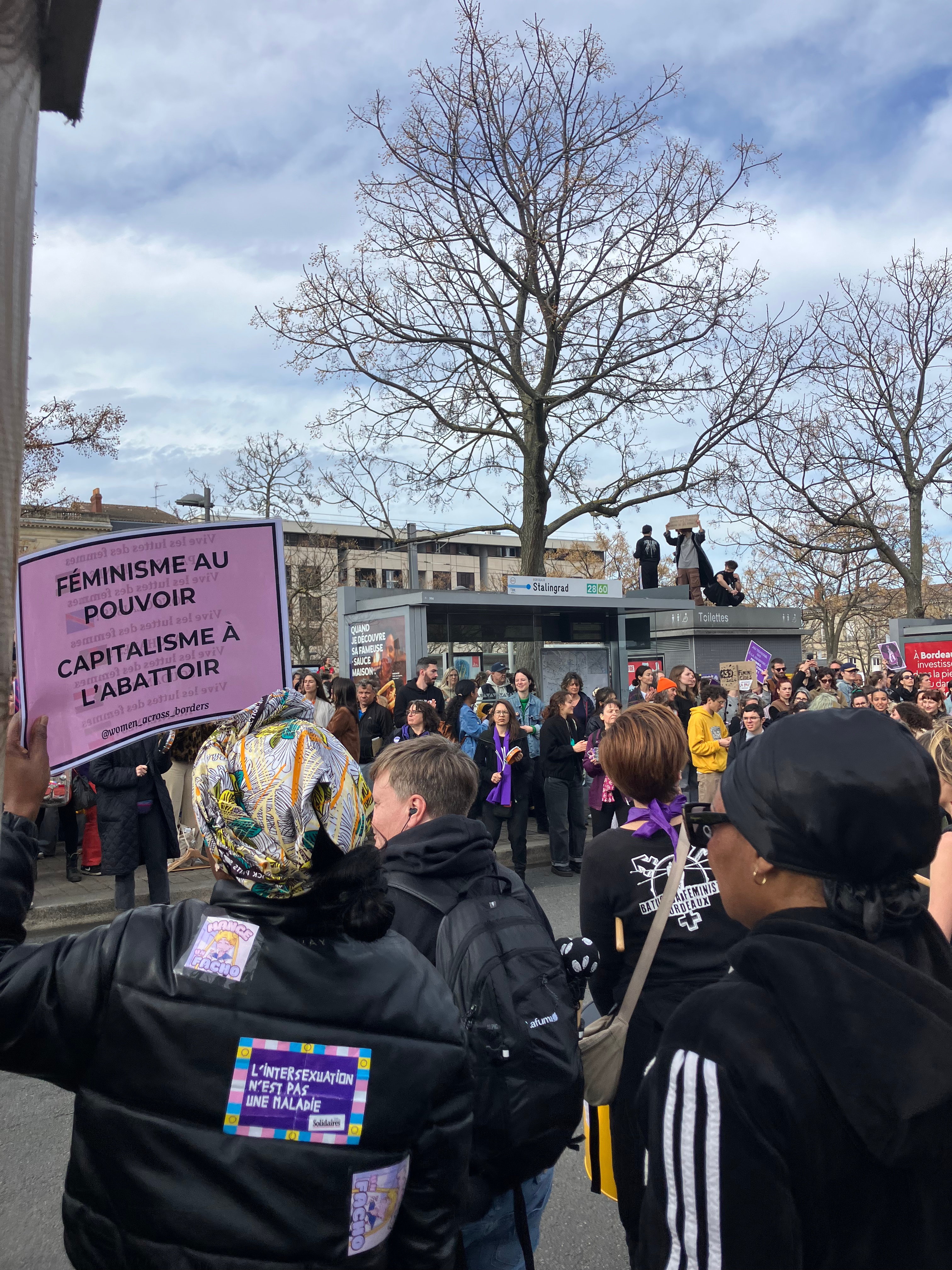 Manifestation du 8 mars pour les droits des femmes - Marche solidaire dans Bordeaux