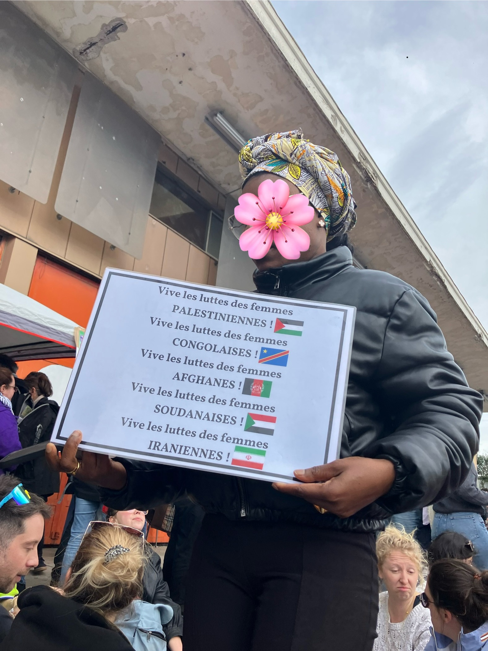 Manifestation du 8 mars pour les droits des femmes - Marche solidaire dans Bordeaux