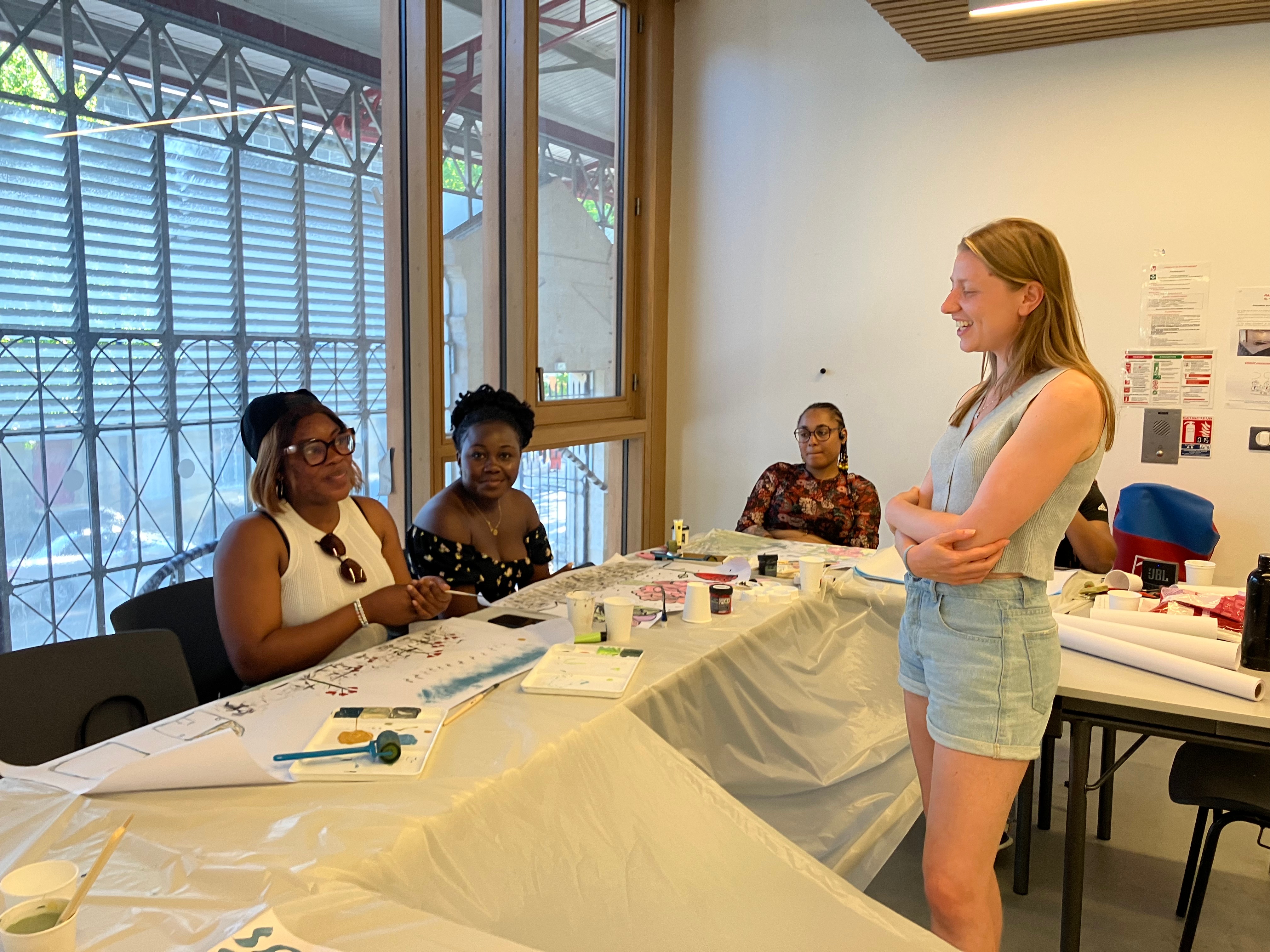 Atelier d'art entre femmes